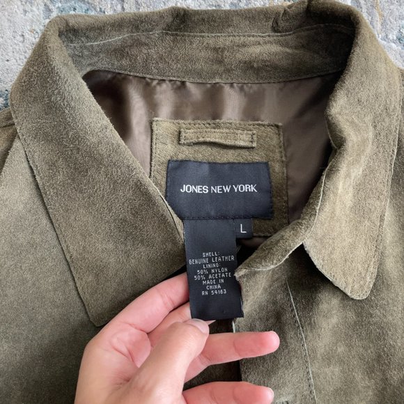 Vintage 100% suede leather shirt jacket / shacket in olive green - Picture 11 of 13